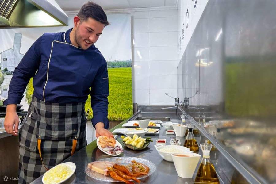 คลาสเรียนทำปาเอญ่าและทัวร์ตลาดเซ็นทรัลในบาเลนเซีย